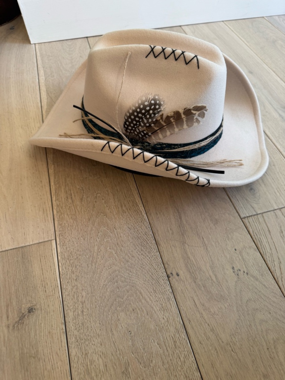 Tan Felt Cowboy Hat with Black Band and Feather Accent - Picture 3 of 5